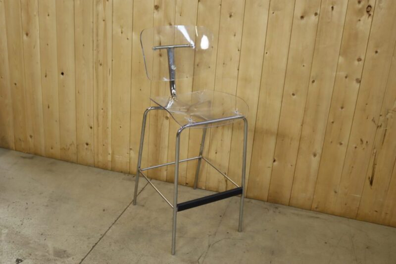RE-USE Segis Slide bar chair VERKOCHT