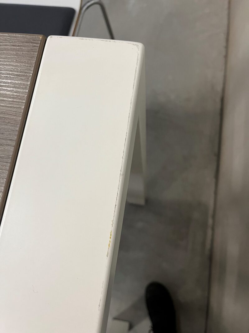 Bartafel met 4 krukken - Afbeelding 6