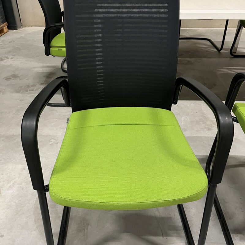 Vergaderstoel Ahrend groen NU IN PRIJS VERLAAGD!!!!!!!!